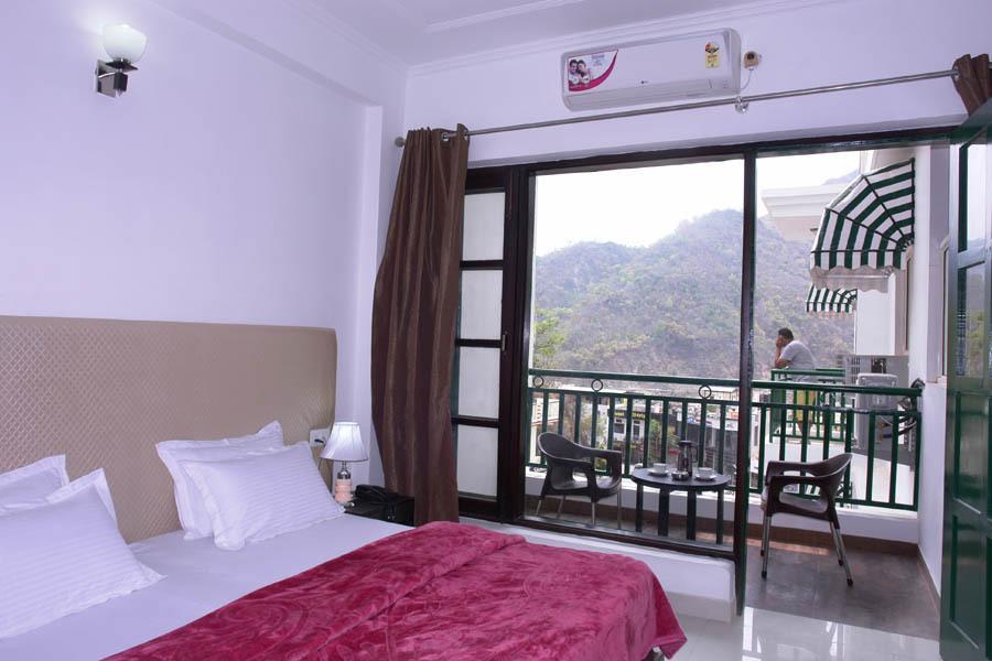 Rishikesh Inn By One Hotels Rishīkesh Εξωτερικό φωτογραφία