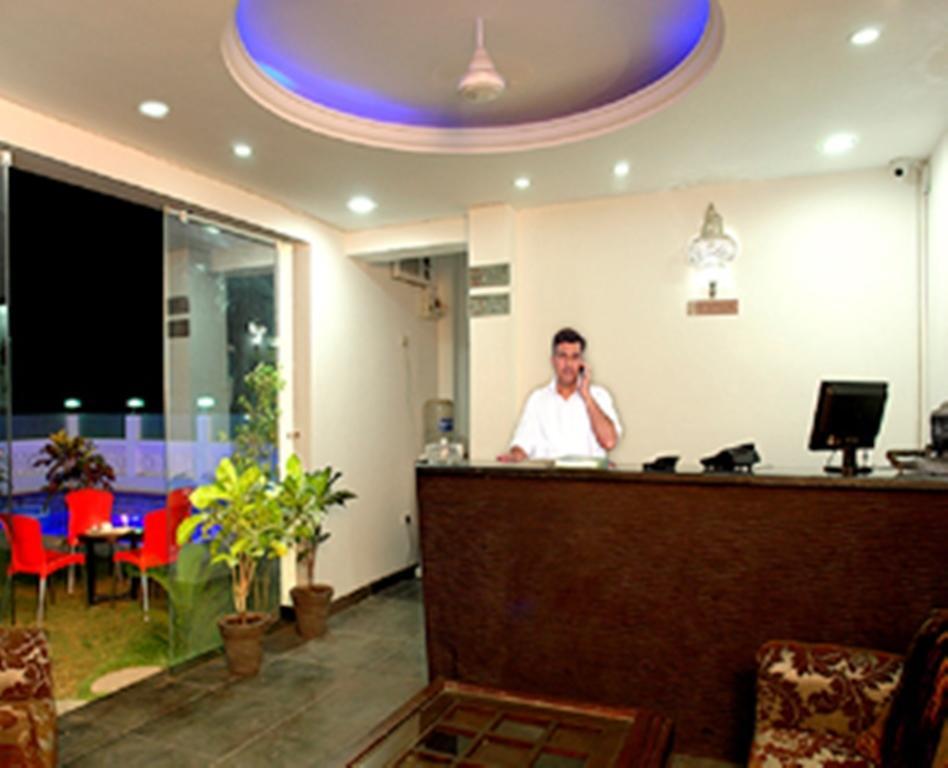 Rishikesh Inn By One Hotels Rishīkesh Εξωτερικό φωτογραφία